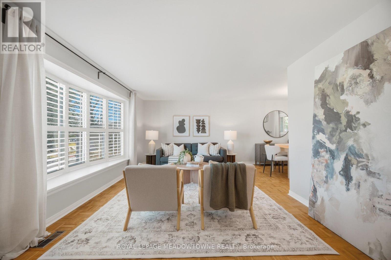 












523 TRAFALGAR COURT

,
Milton,




Ontario
L9T3A8

