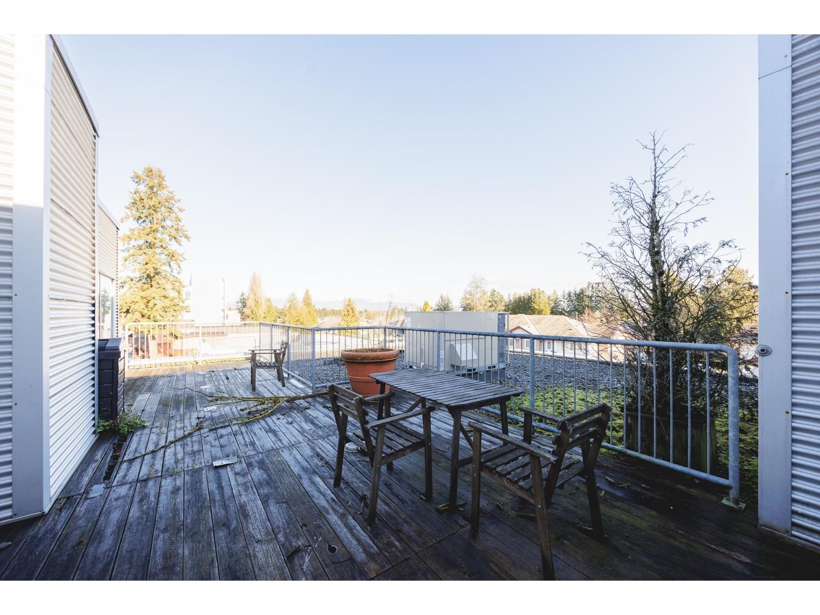 












301 8268 120 STREET

,
Surrey,




British Columbia
V3W3N4

