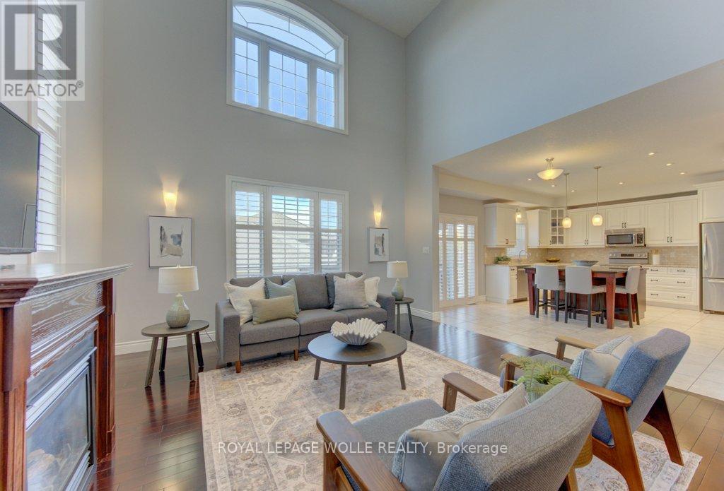 












414 ZELLER DRIVE

,
Waterloo,




Ontario
N2A0C7

