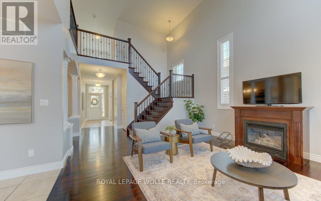 












414 ZELLER DRIVE

,
Waterloo,




Ontario
N2A0C7

