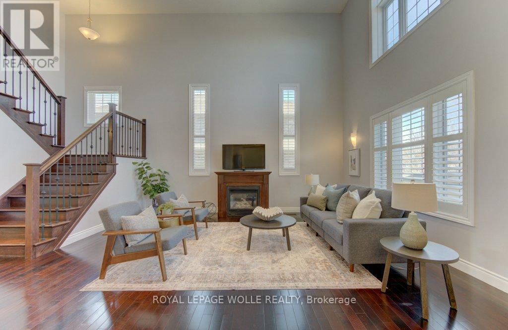 












414 ZELLER DRIVE

,
Waterloo,




Ontario
N2A0C7

