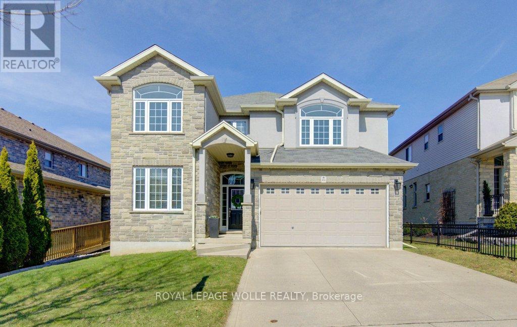












414 ZELLER DRIVE

,
Waterloo,




Ontario
N2A0C7

