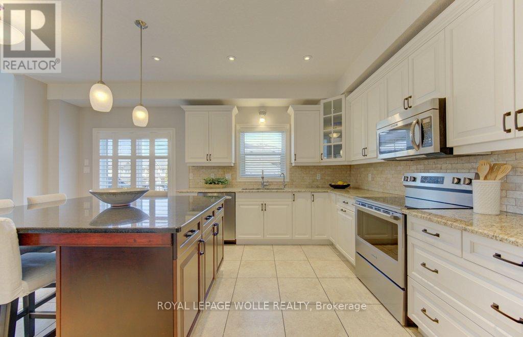 












414 ZELLER DRIVE

,
Waterloo,




Ontario
N2A0C7

