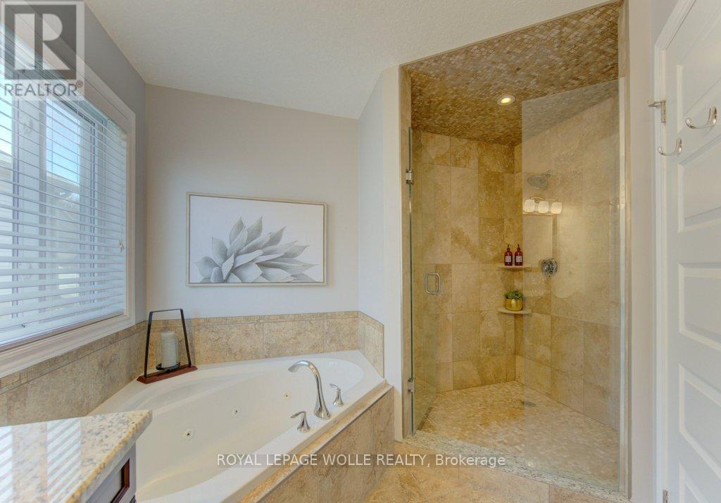 












414 ZELLER DRIVE

,
Waterloo,




Ontario
N2A0C7

