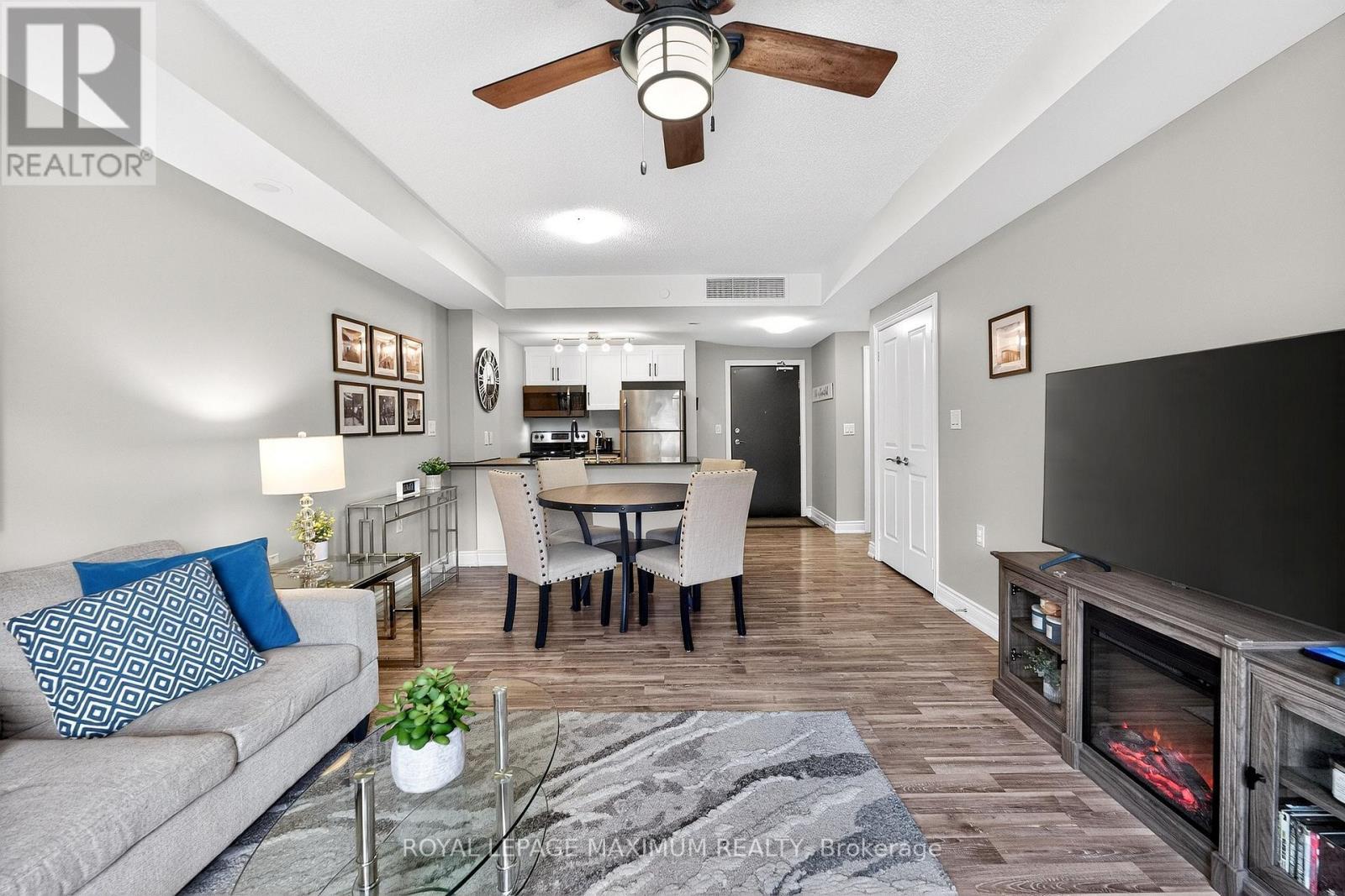 












209 - 149 CHURCH STREET

,
King,




Ontario
L0G1T0

