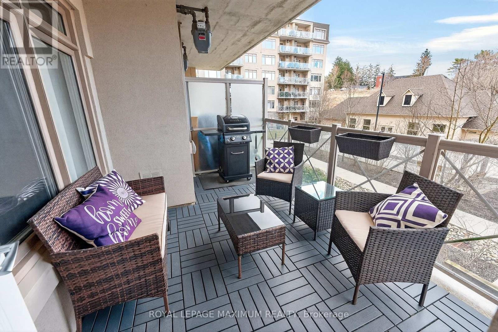 












209 - 149 CHURCH STREET

,
King,




Ontario
L0G1T0

