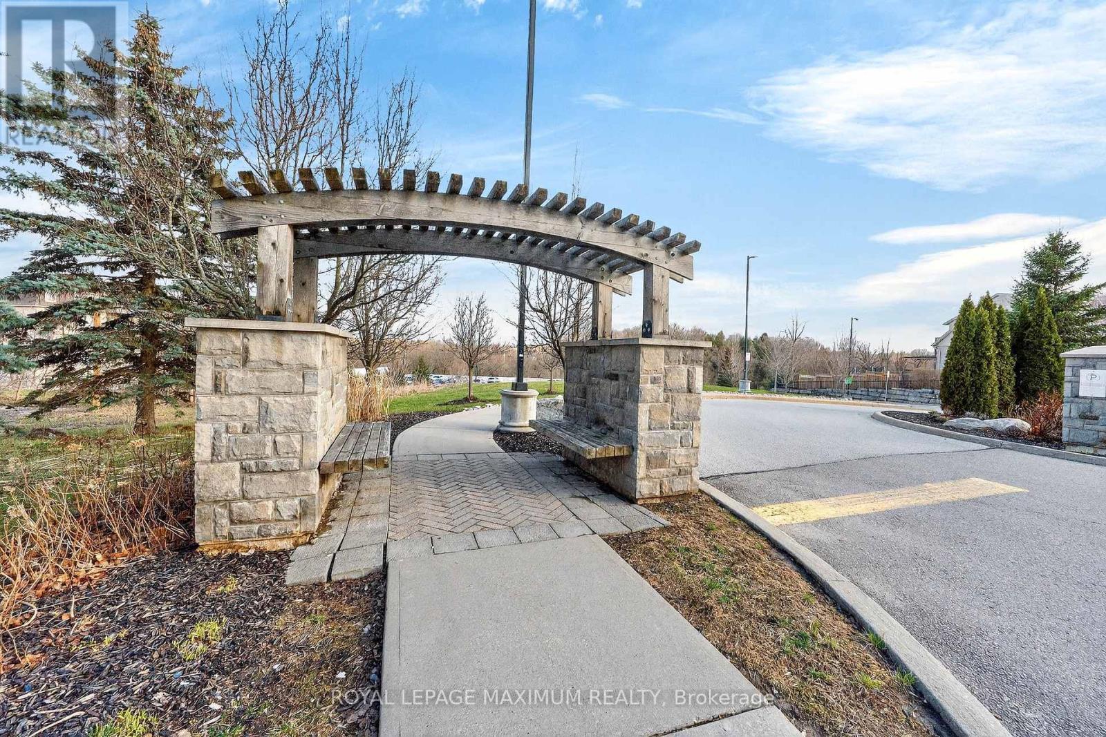 












209 - 149 CHURCH STREET

,
King,




Ontario
L0G1T0

