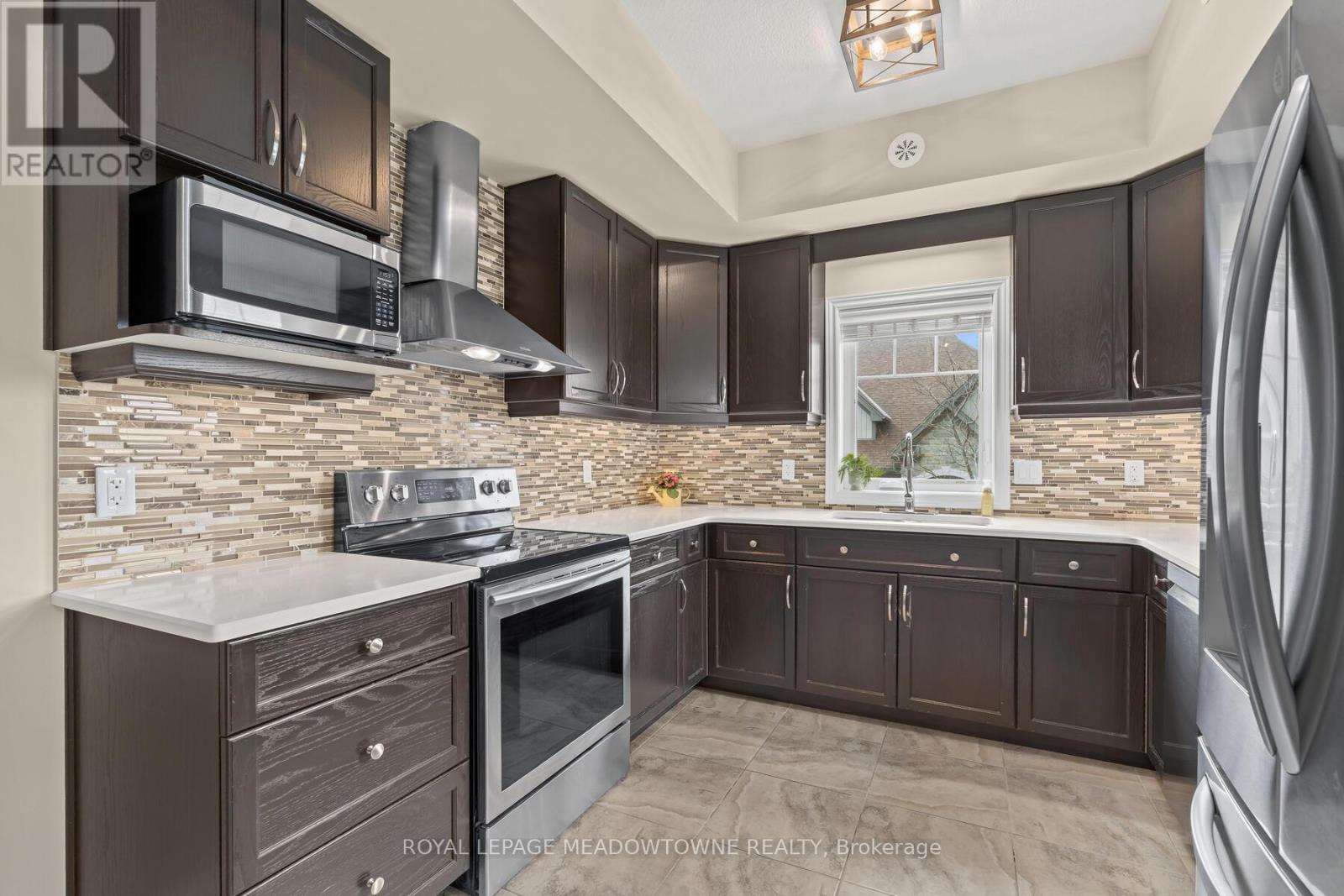 












20 - 39 KAY CRESCENT

,
Guelph,




Ontario
N1L0N5

