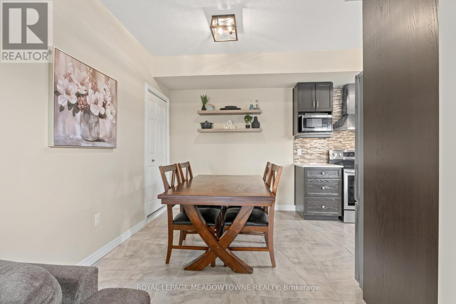












20 - 39 KAY CRESCENT

,
Guelph,




Ontario
N1L0N5

