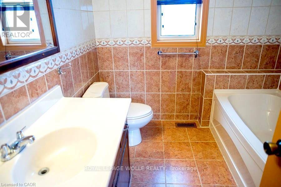 












333 6TH CONCESSION ROAD

,
Brant,




Ontario
N0E1B0

