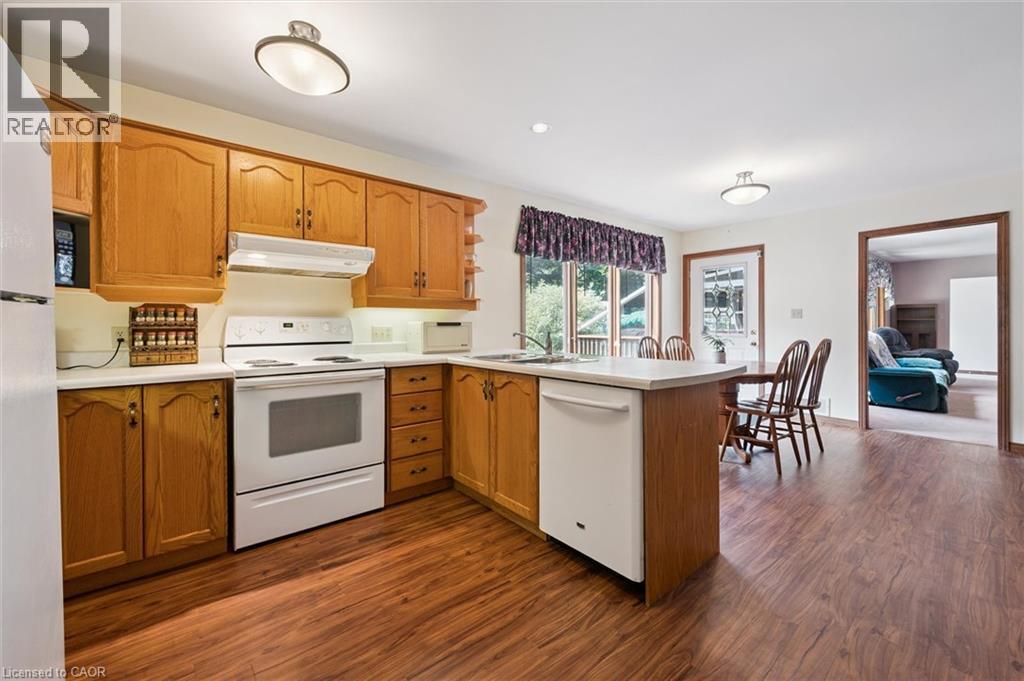 












69 NOTTINGHAM Street

,
Guelph,




Ontario
N1H3M9

