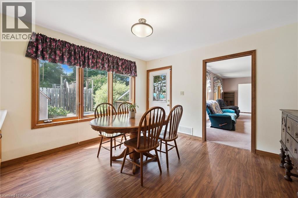 












69 NOTTINGHAM Street

,
Guelph,




Ontario
N1H3M9

