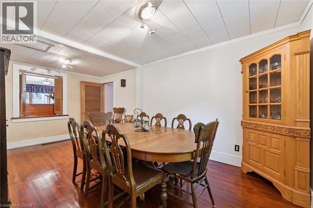 












69 NOTTINGHAM Street

,
Guelph,




Ontario
N1H3M9

