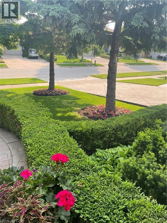 












2030 BANBURY Crescent

,
Oakville,




Ontario
L6H5P9

