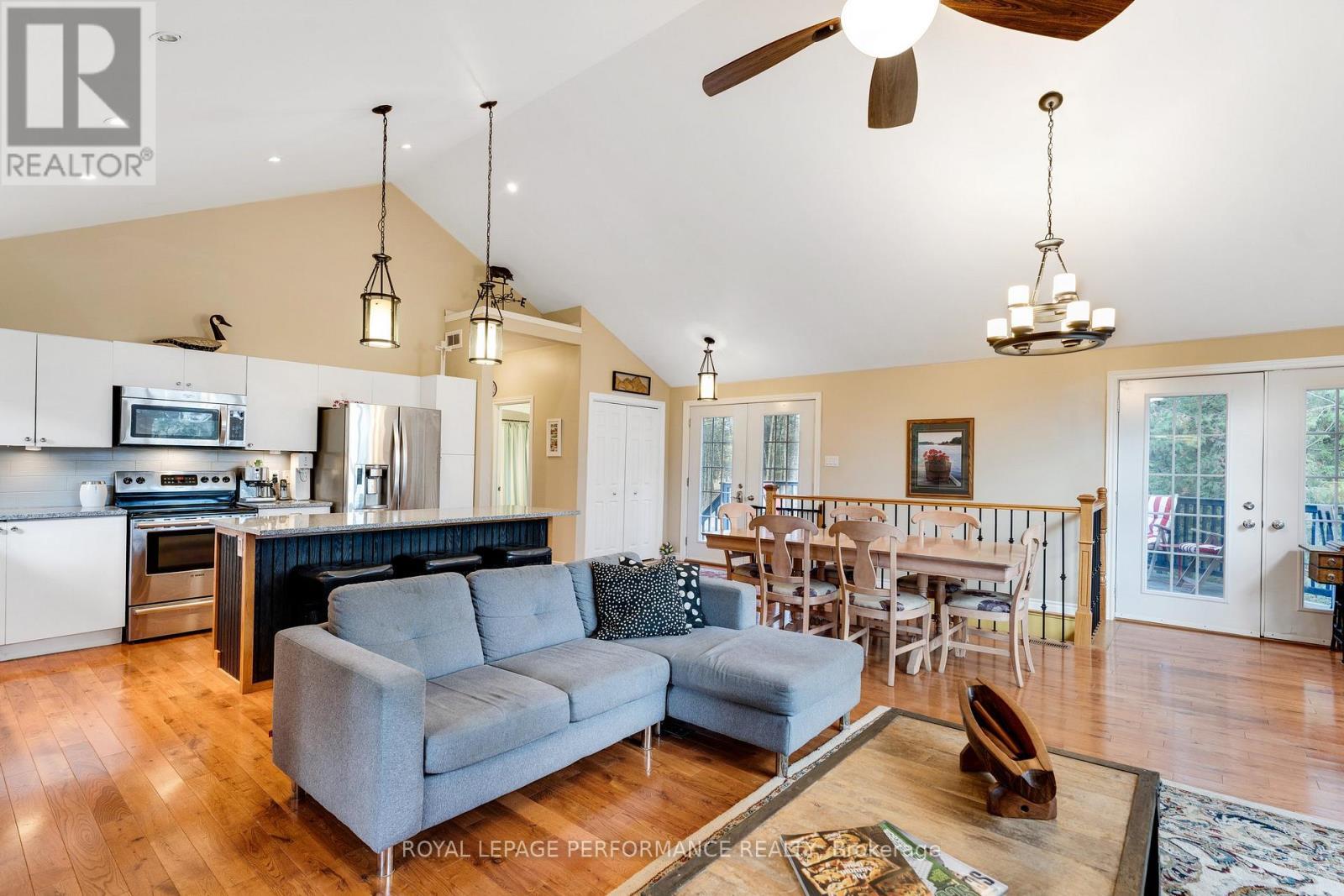 












1020 CARSON TRAIL ROAD

,
Frontenac (Frontenac North),




Ontario
K0H2R0

