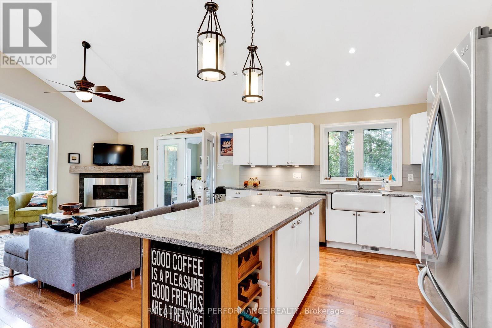 












1020 CARSON TRAIL ROAD

,
Frontenac (Frontenac North),




Ontario
K0H2R0

