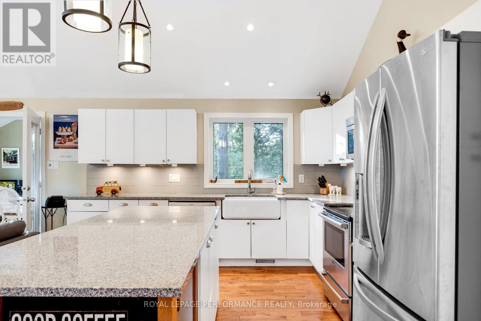 












1020 CARSON TRAIL ROAD

,
Frontenac (Frontenac North),




Ontario
K0H2R0

