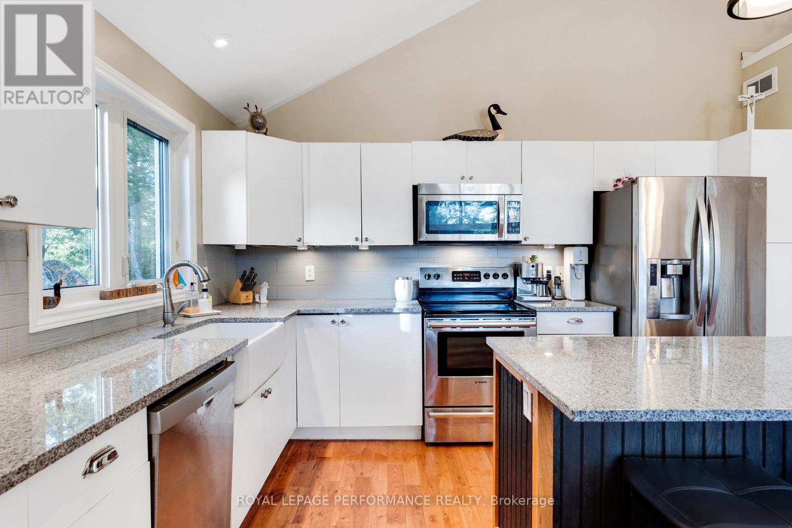 












1020 CARSON TRAIL ROAD

,
Frontenac (Frontenac North),




Ontario
K0H2R0

