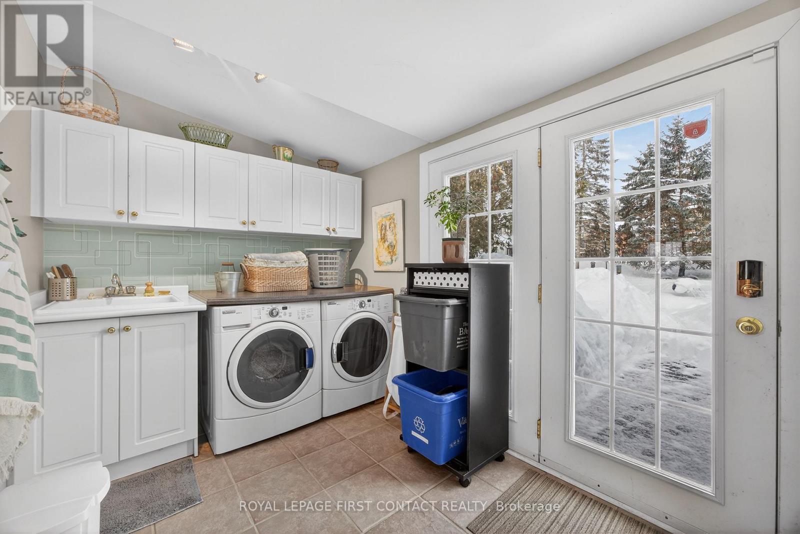 












162 KEMPENFELT DRIVE

,
Barrie,




Ontario
L4M1C2

