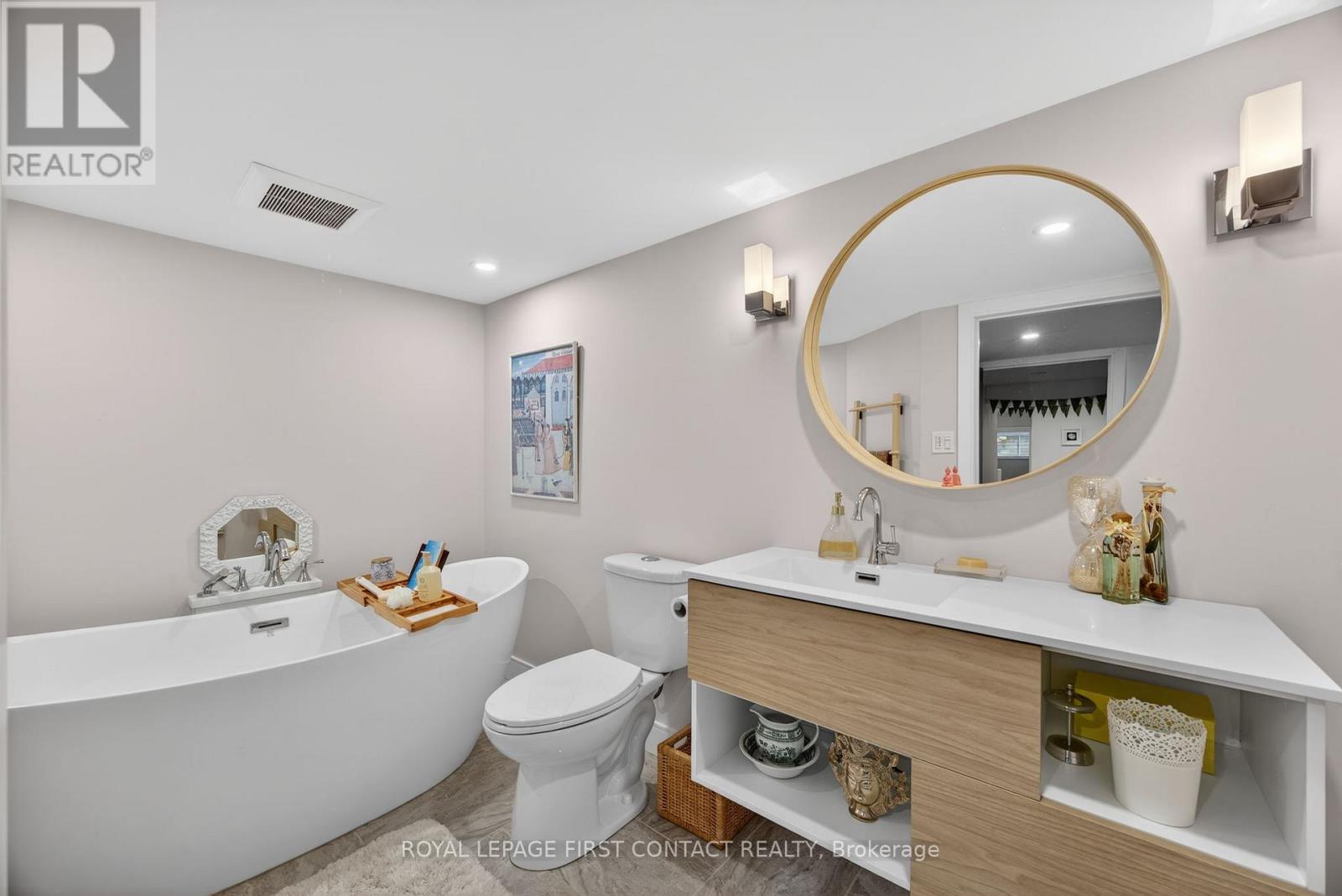 












162 KEMPENFELT DRIVE

,
Barrie,




Ontario
L4M1C2

