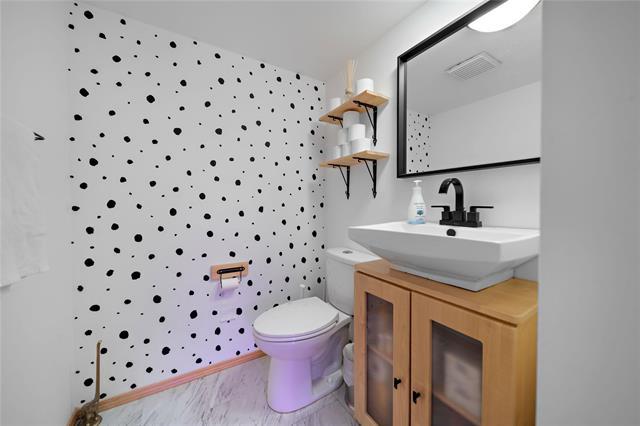 









130


Lake Village

RD,
Winnipeg,




MB
R3T 4M8

