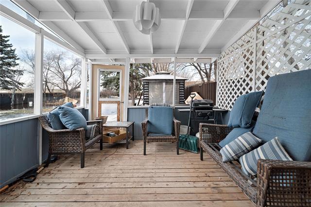 









130


Lake Village

RD,
Winnipeg,




MB
R3T 4M8

