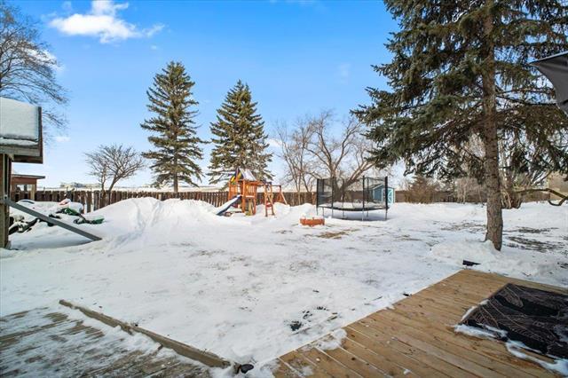 









130


Lake Village

RD,
Winnipeg,




MB
R3T 4M8

