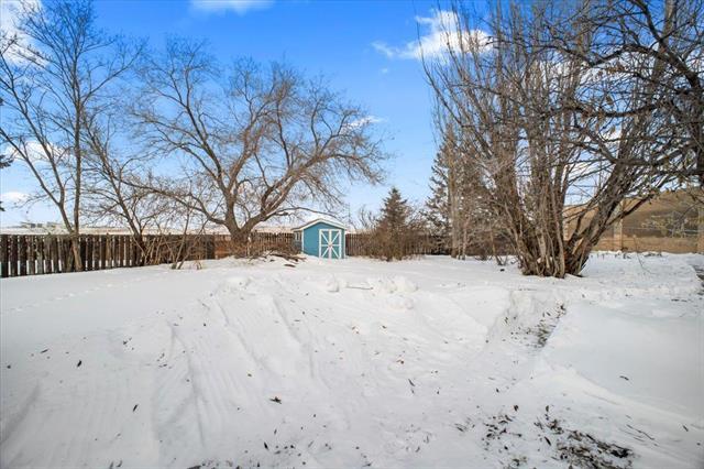 









130


Lake Village

RD,
Winnipeg,




MB
R3T 4M8

