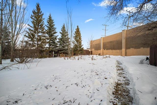 









130


Lake Village

RD,
Winnipeg,




MB
R3T 4M8

