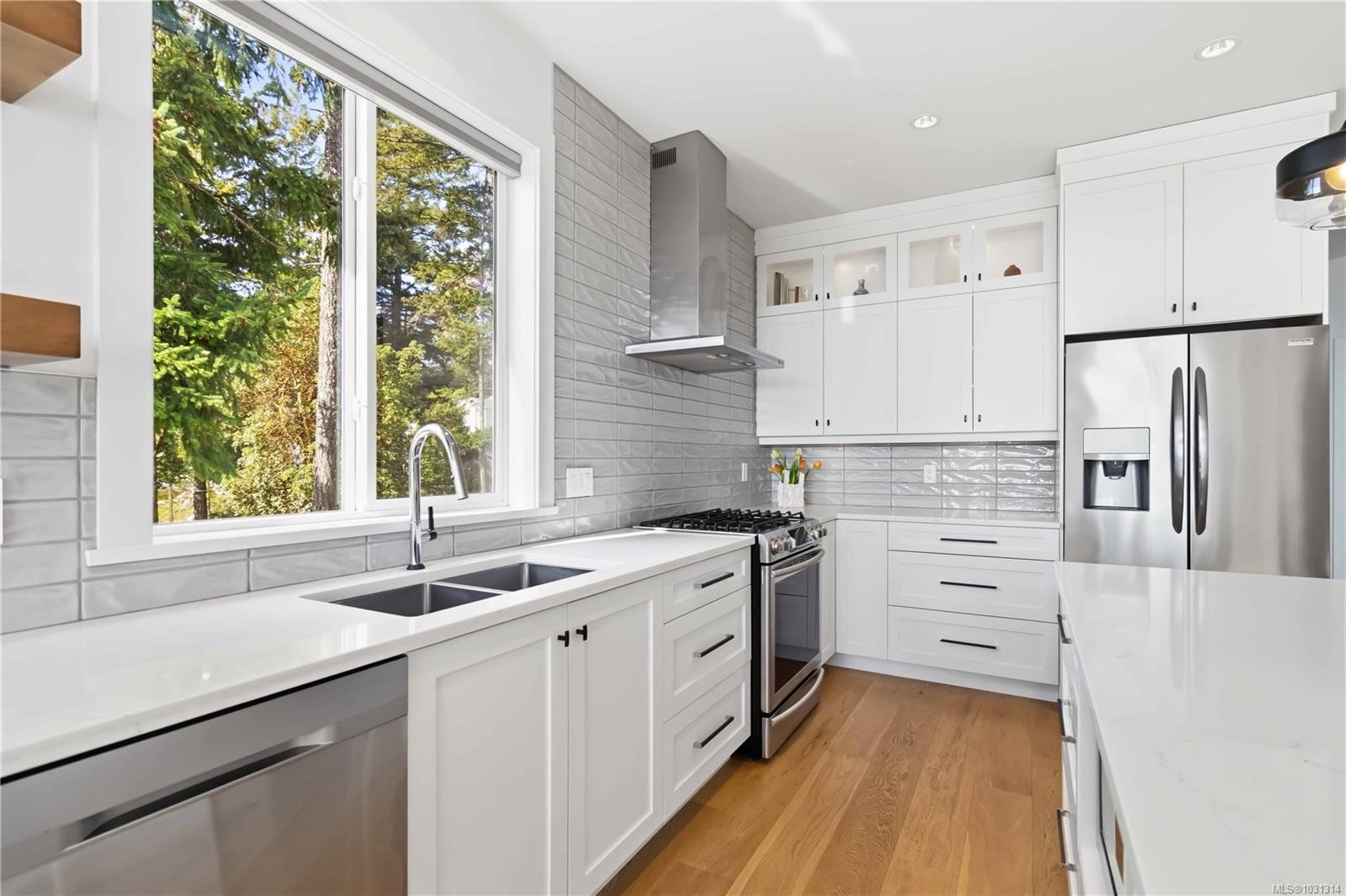 









533


Gurunank

Lane,
Colwood,




BC
V9C 0M2

