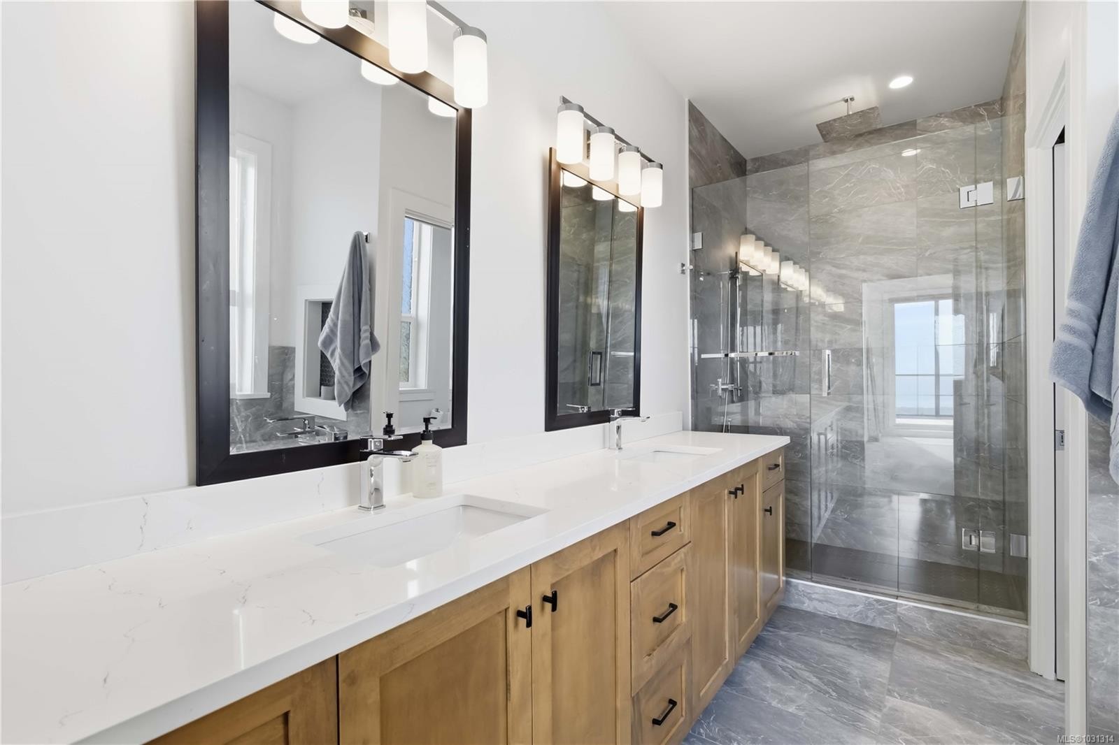 









533


Gurunank

Lane,
Colwood,




BC
V9C 0M2

