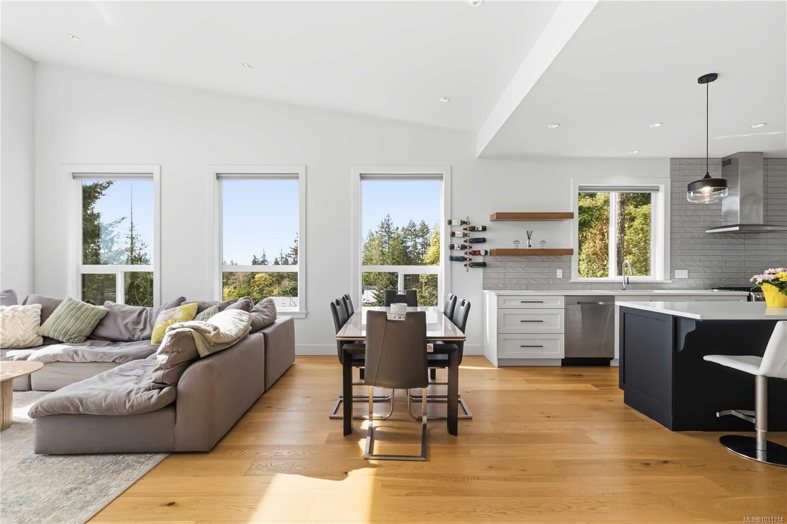









533


Gurunank

Lane,
Colwood,




BC
V9C 0M2

