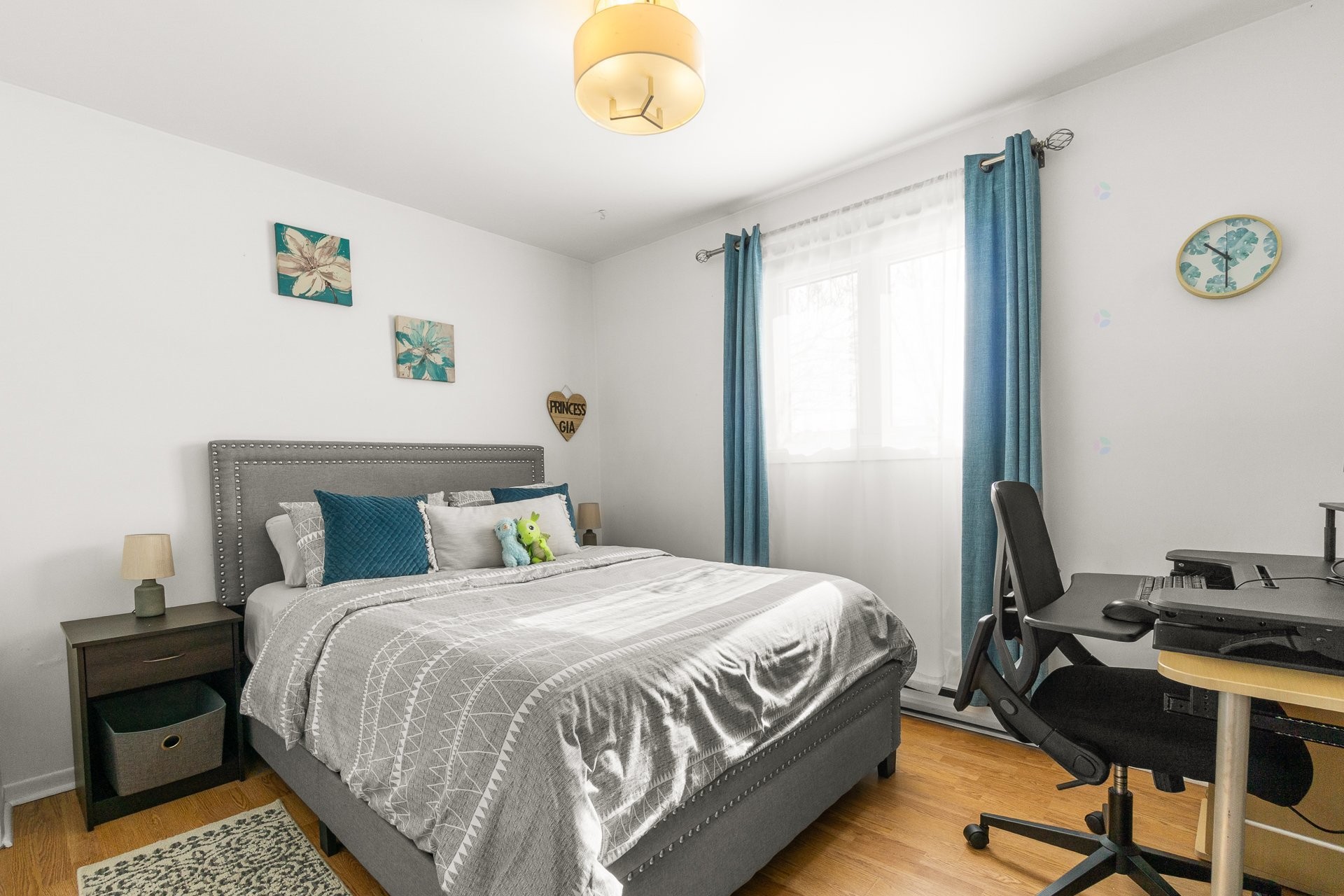 









122


Place Monseigneur-Comtois

,
Trois-Rivières,




QC
G8T1X3

