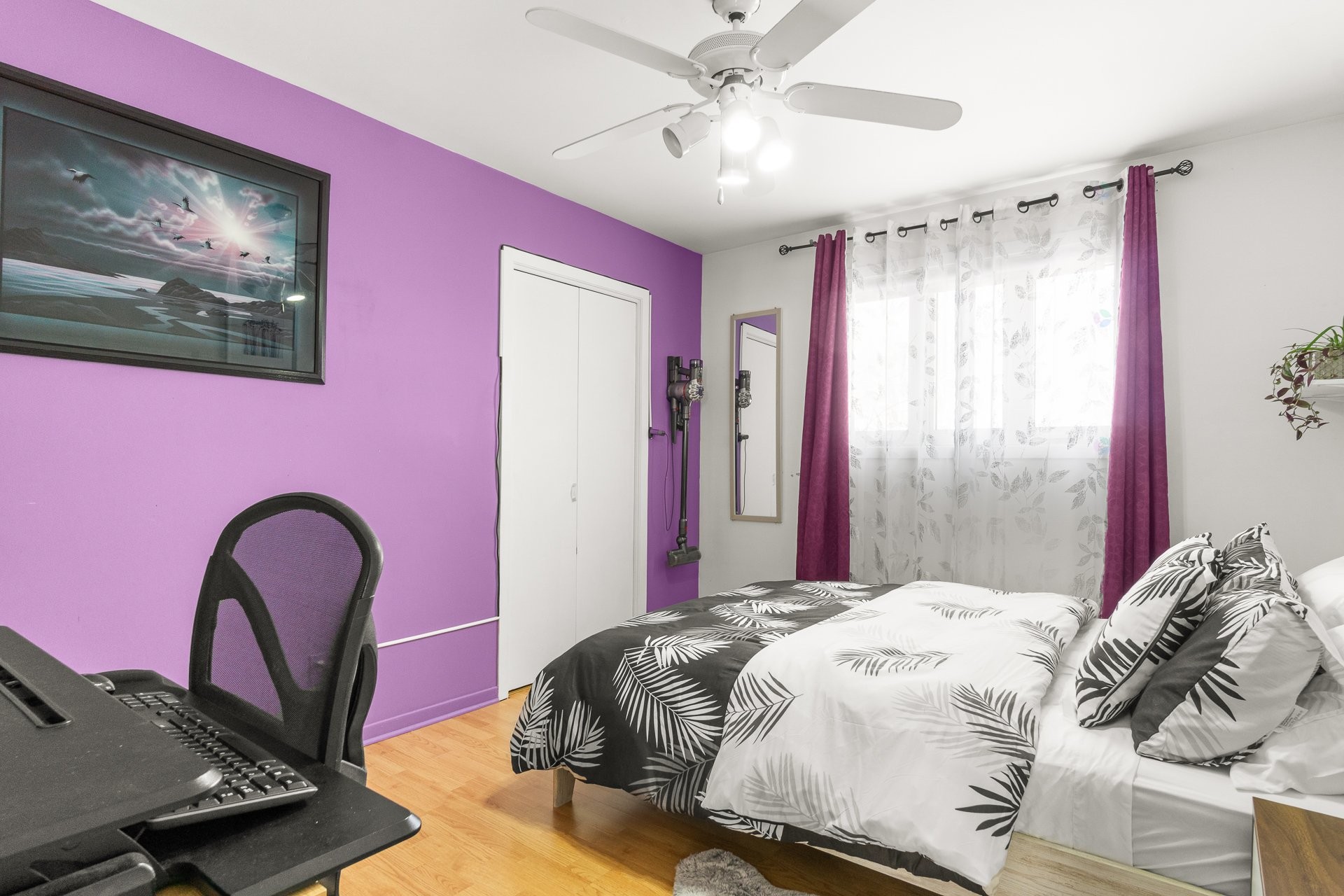 









122


Place Monseigneur-Comtois

,
Trois-Rivières,




QC
G8T1X3

