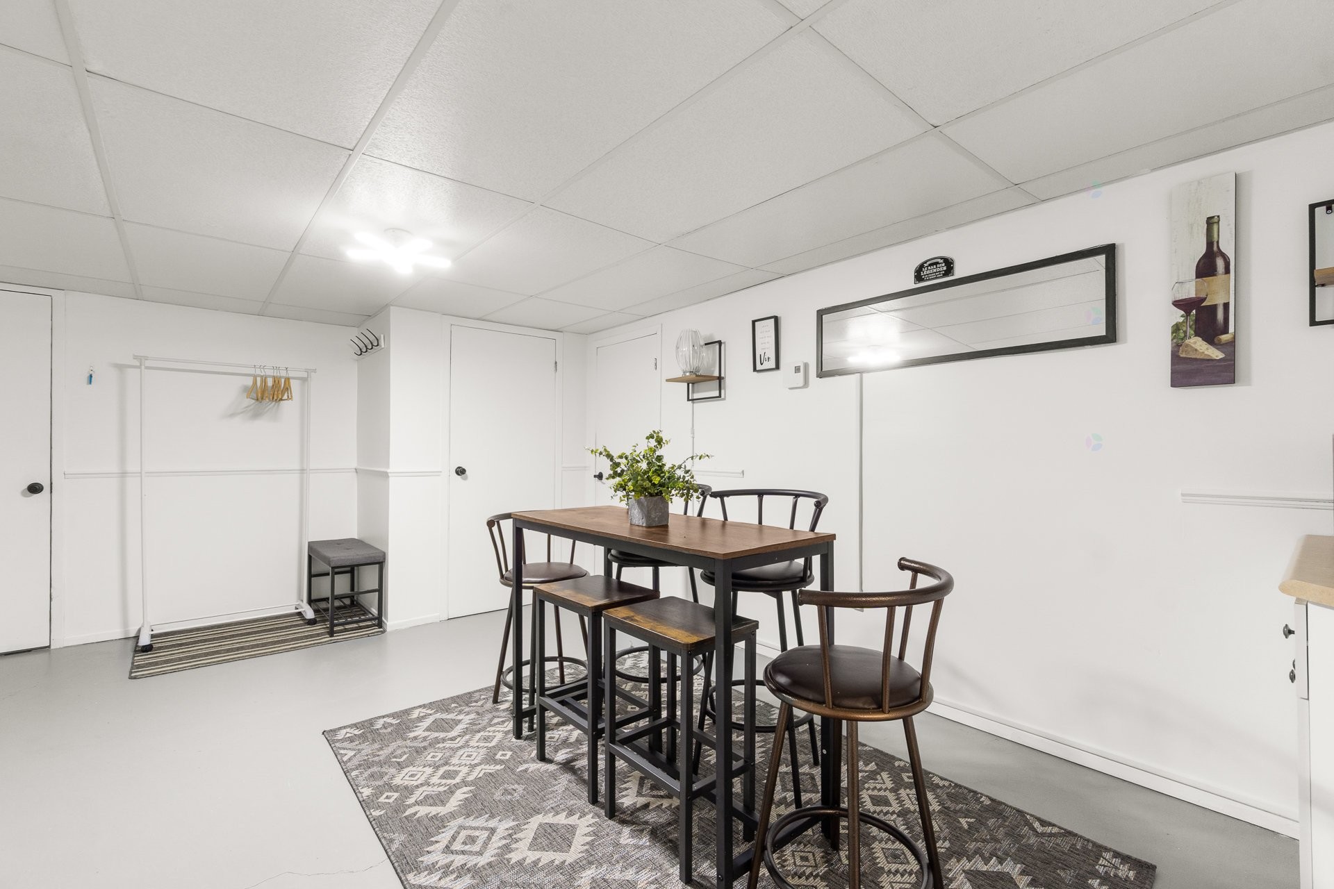 









122


Place Monseigneur-Comtois

,
Trois-Rivières,




QC
G8T1X3

