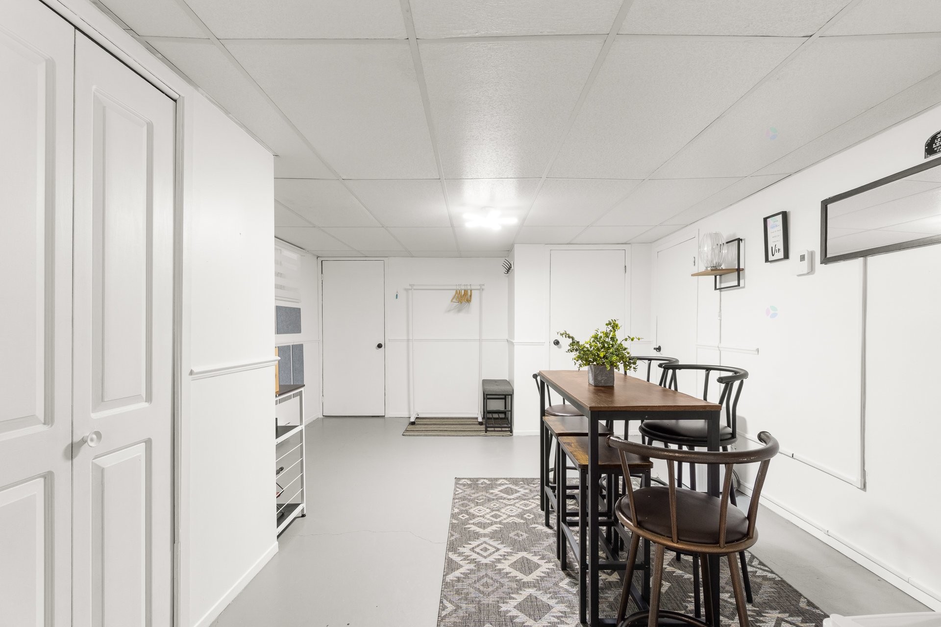 









122


Place Monseigneur-Comtois

,
Trois-Rivières,




QC
G8T1X3

