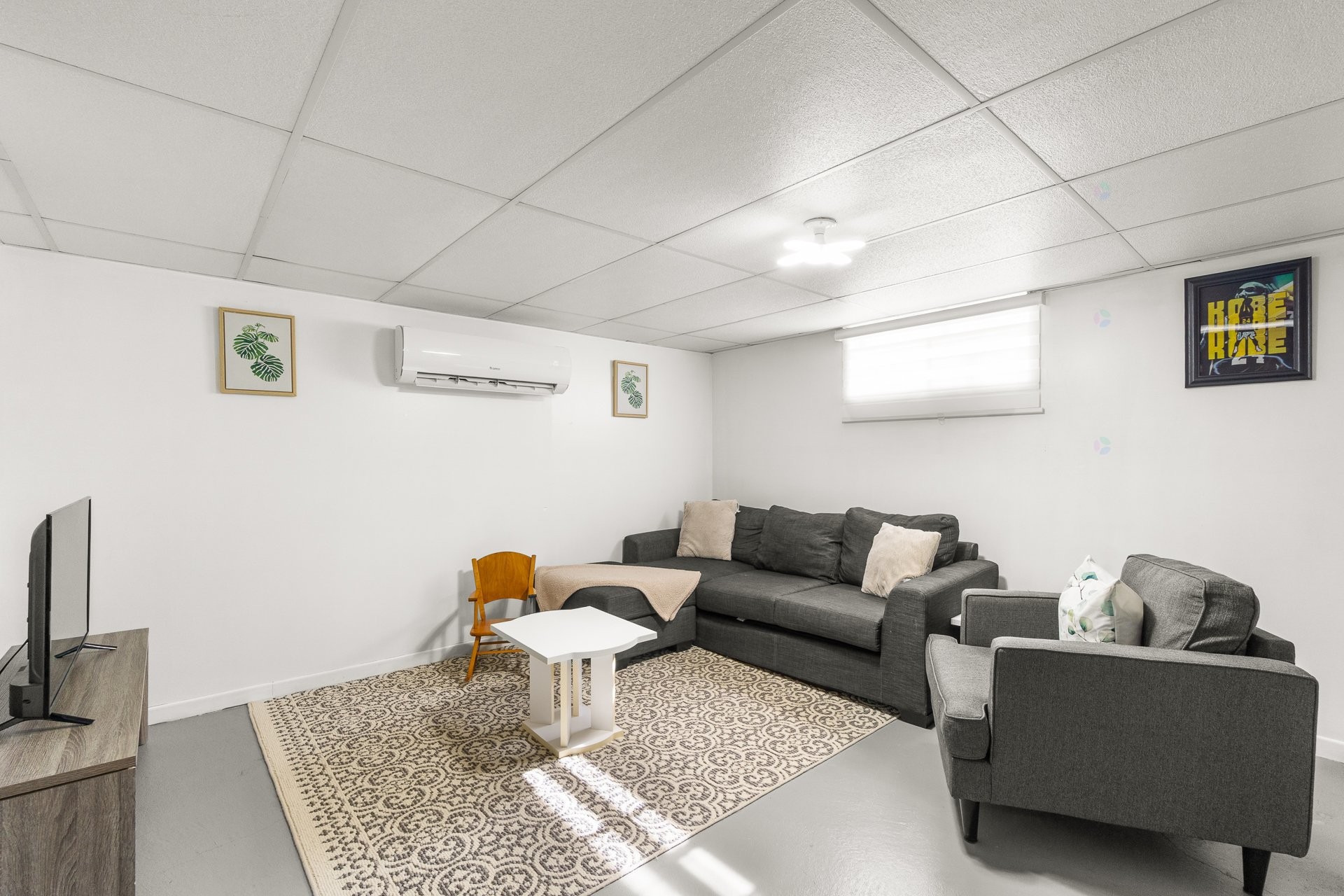 









122


Place Monseigneur-Comtois

,
Trois-Rivières,




QC
G8T1X3

