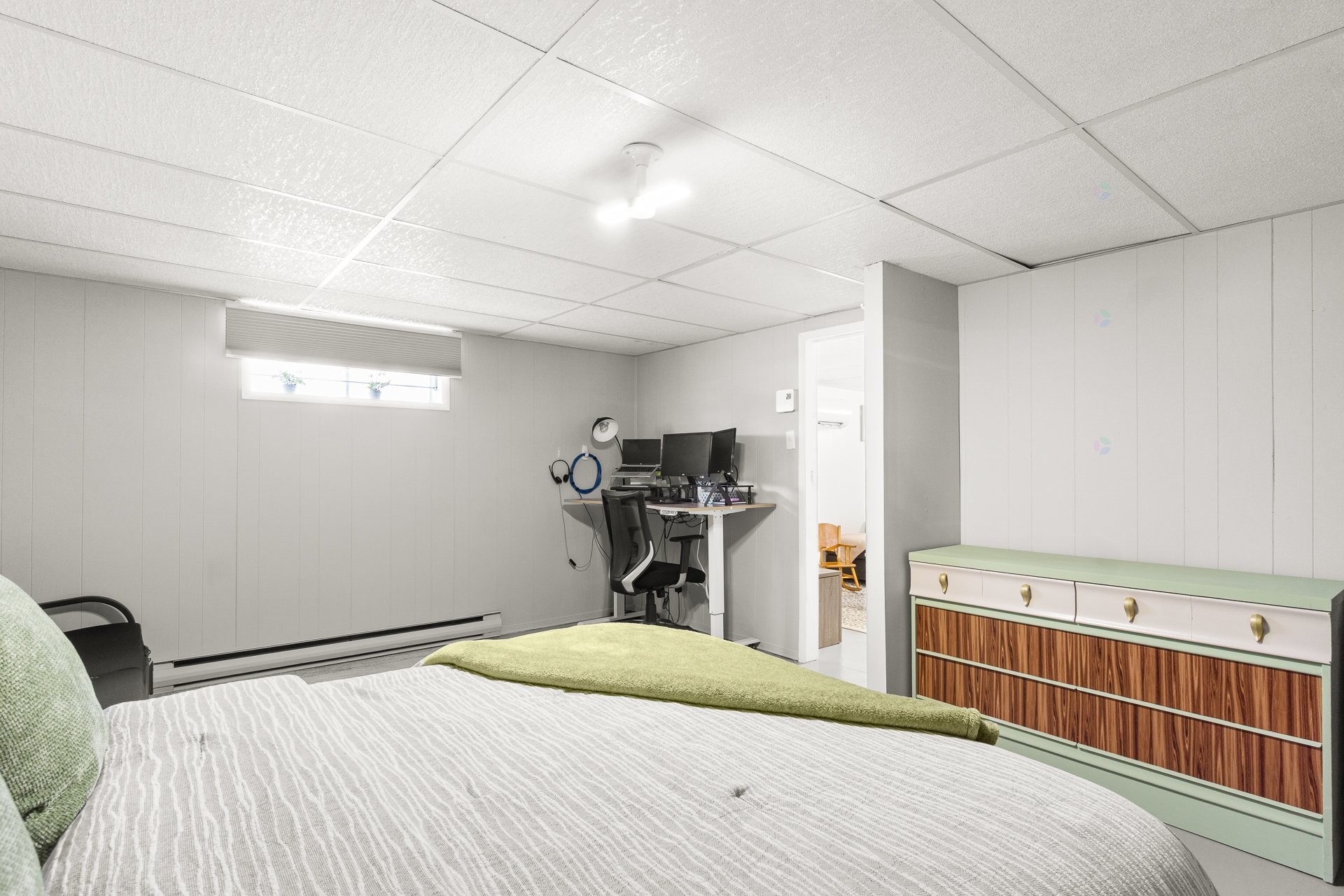 









122


Place Monseigneur-Comtois

,
Trois-Rivières,




QC
G8T1X3

