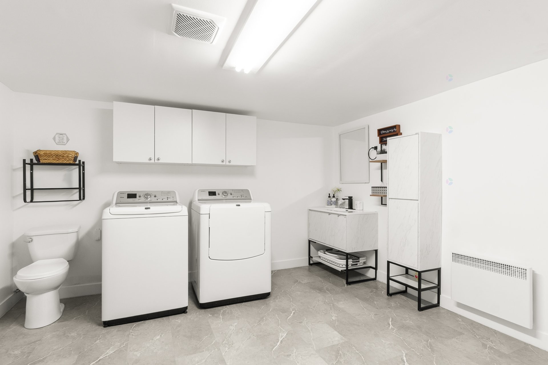 









122


Place Monseigneur-Comtois

,
Trois-Rivières,




QC
G8T1X3

