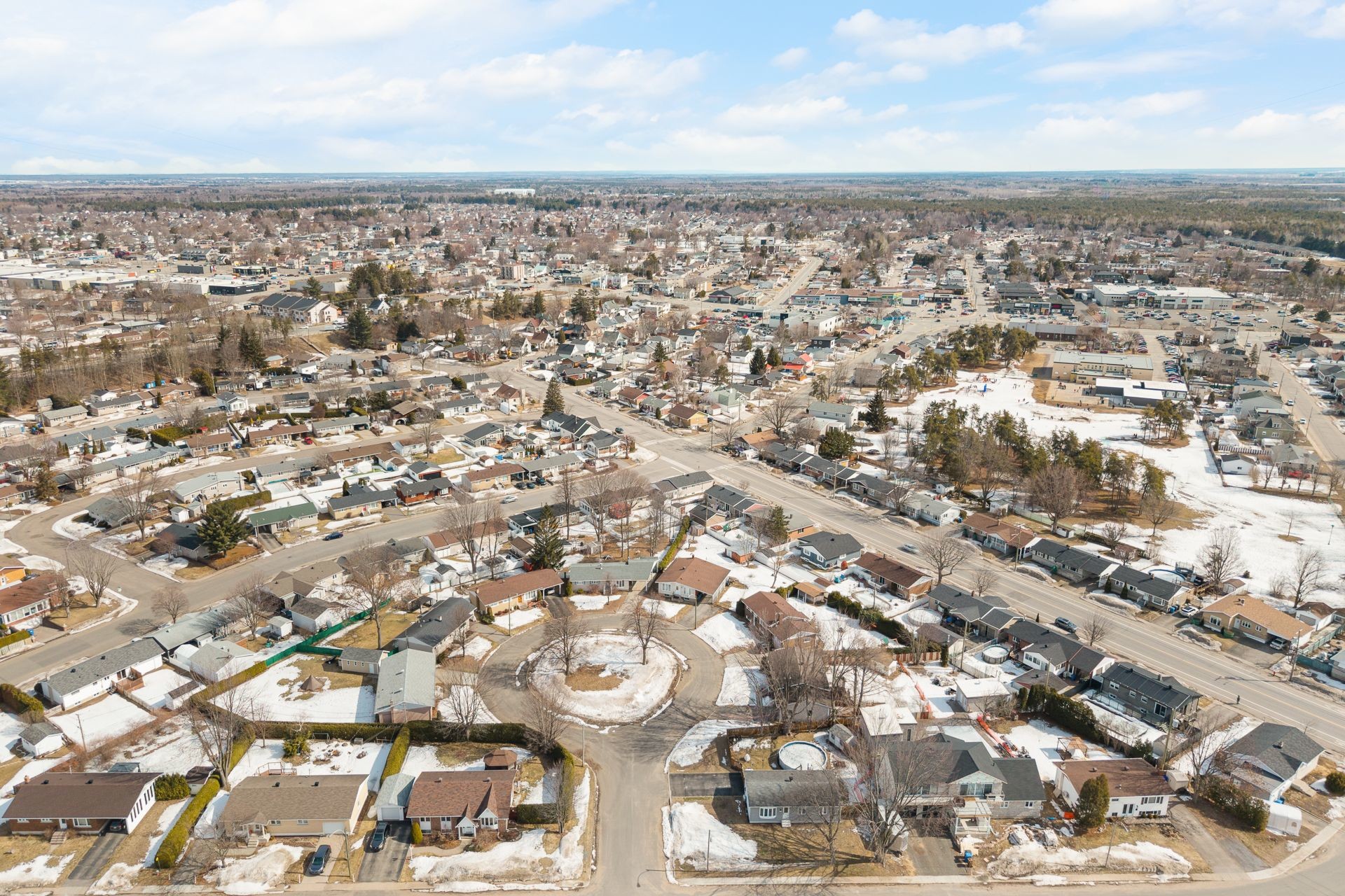 









122


Place Monseigneur-Comtois

,
Trois-Rivières,




QC
G8T1X3

