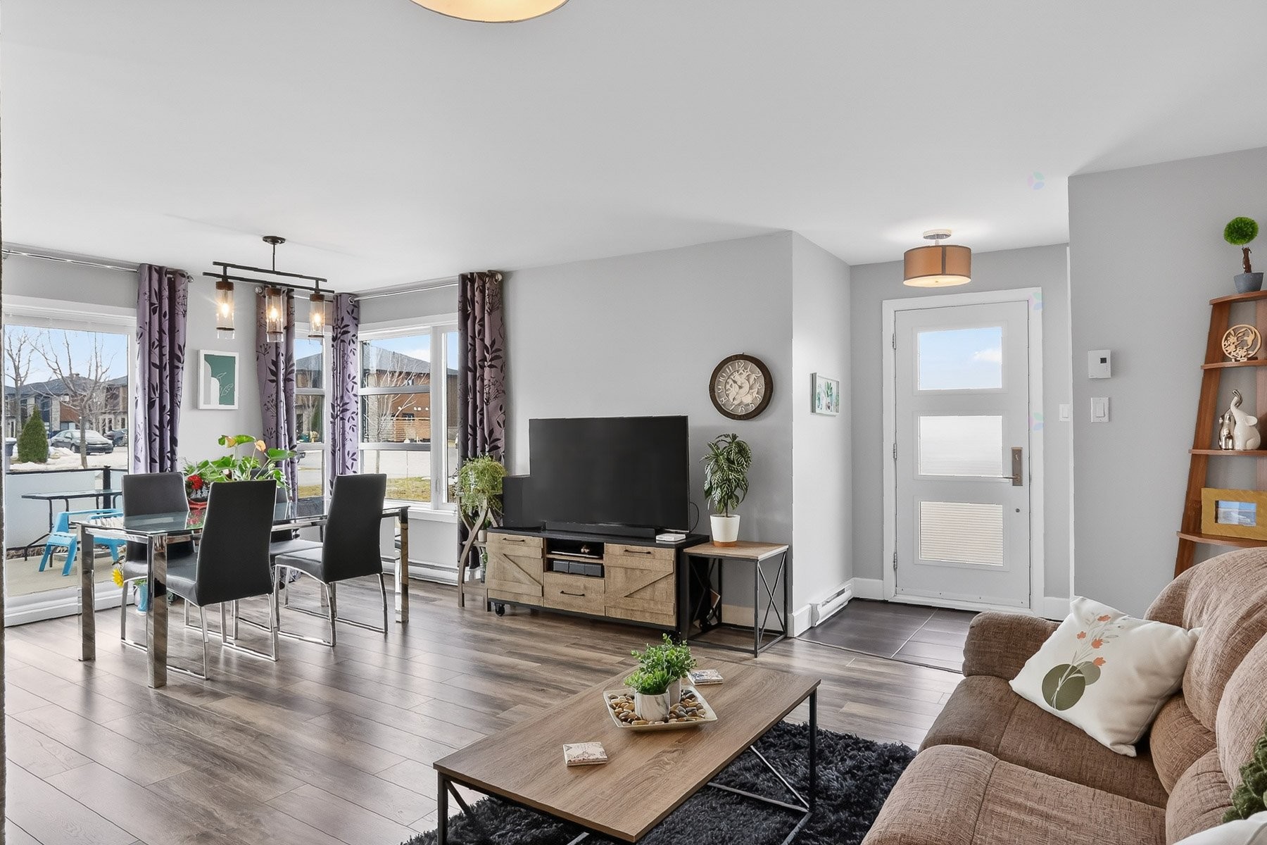 









1390


Rue Pierre-Launière

,
Trois-Rivières,




QC
G9B0V7

