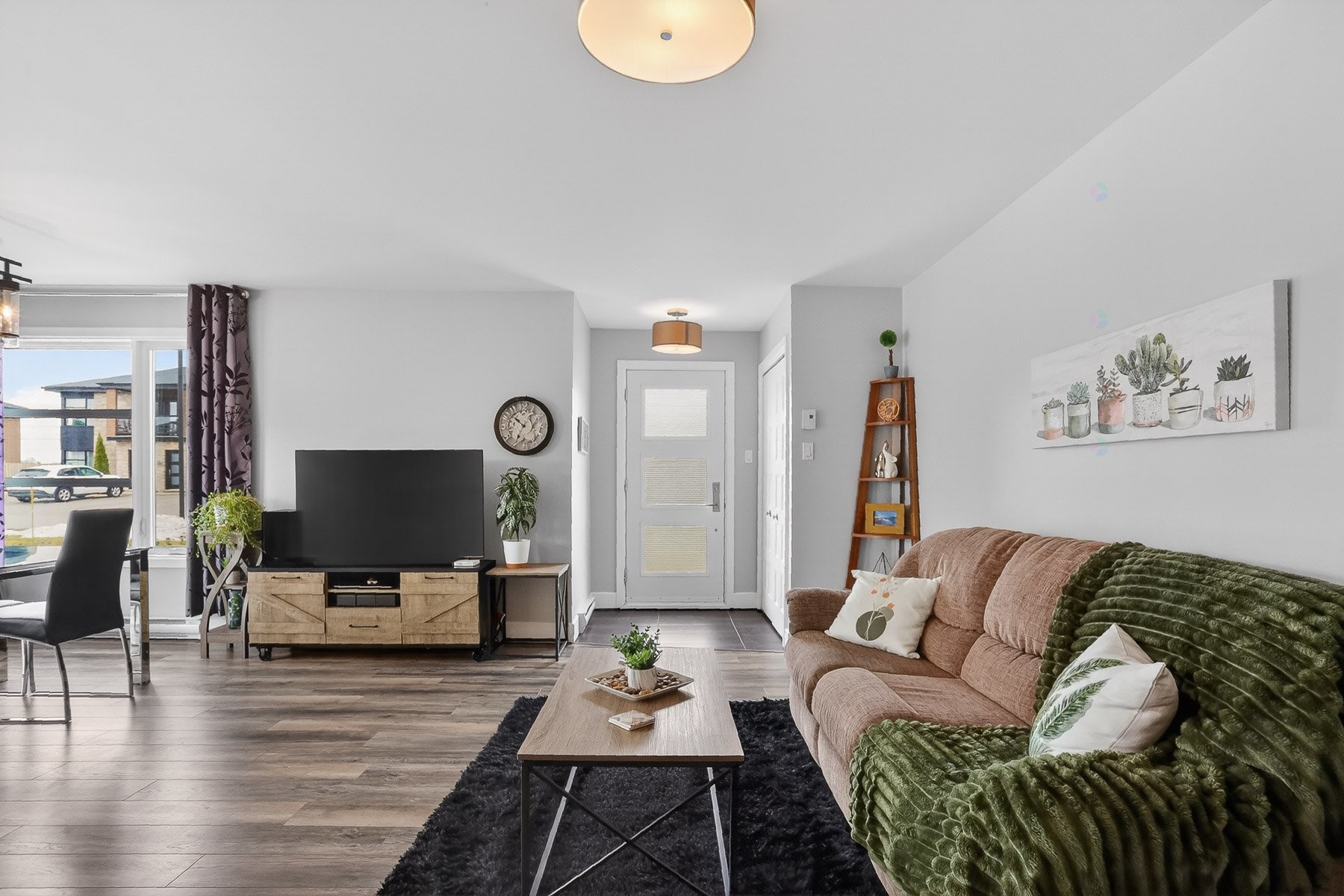 









1390


Rue Pierre-Launière

,
Trois-Rivières,




QC
G9B0V7

