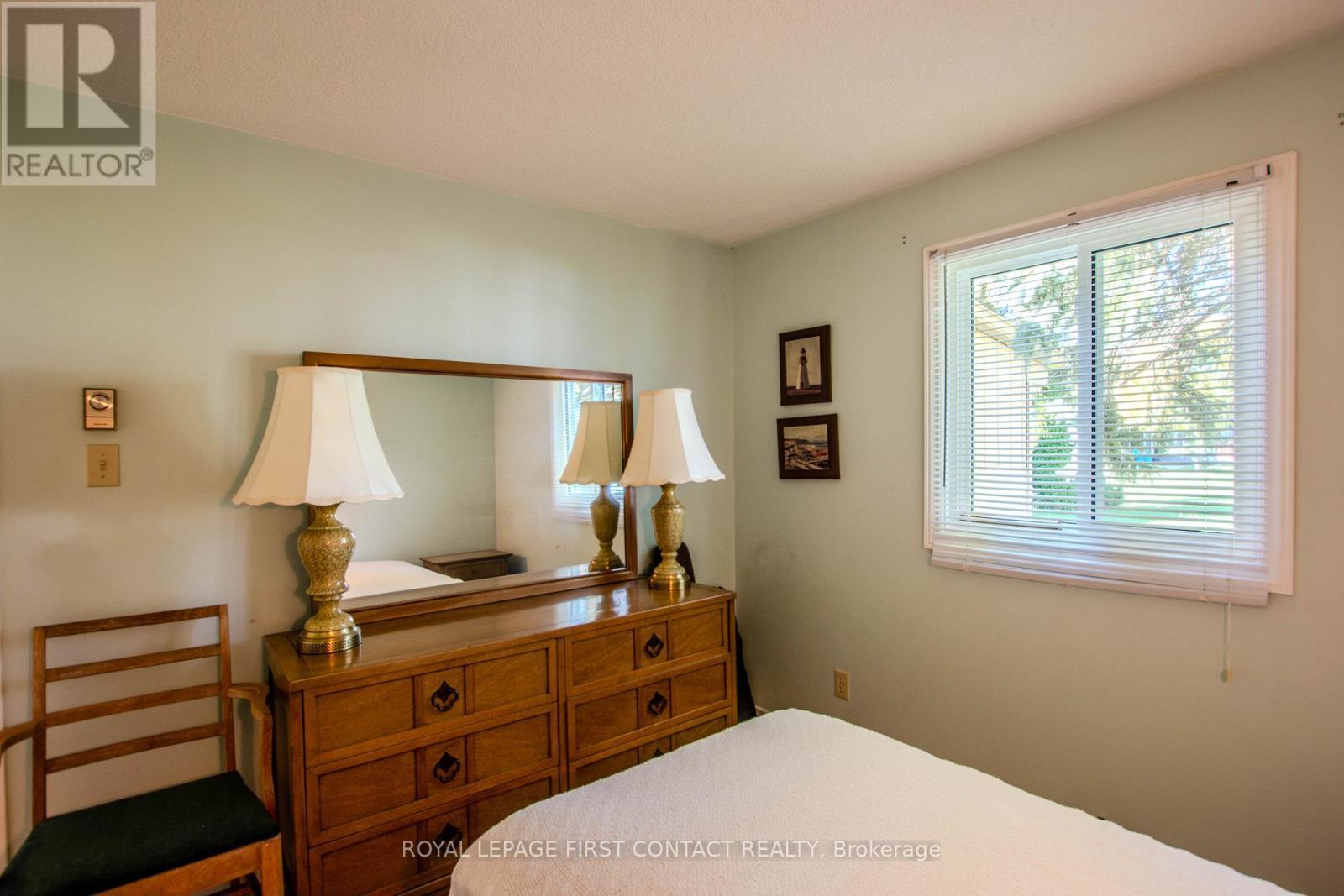 












2 NORRIS ARM

,
Innisfil,




Ontario
L9S1N6


