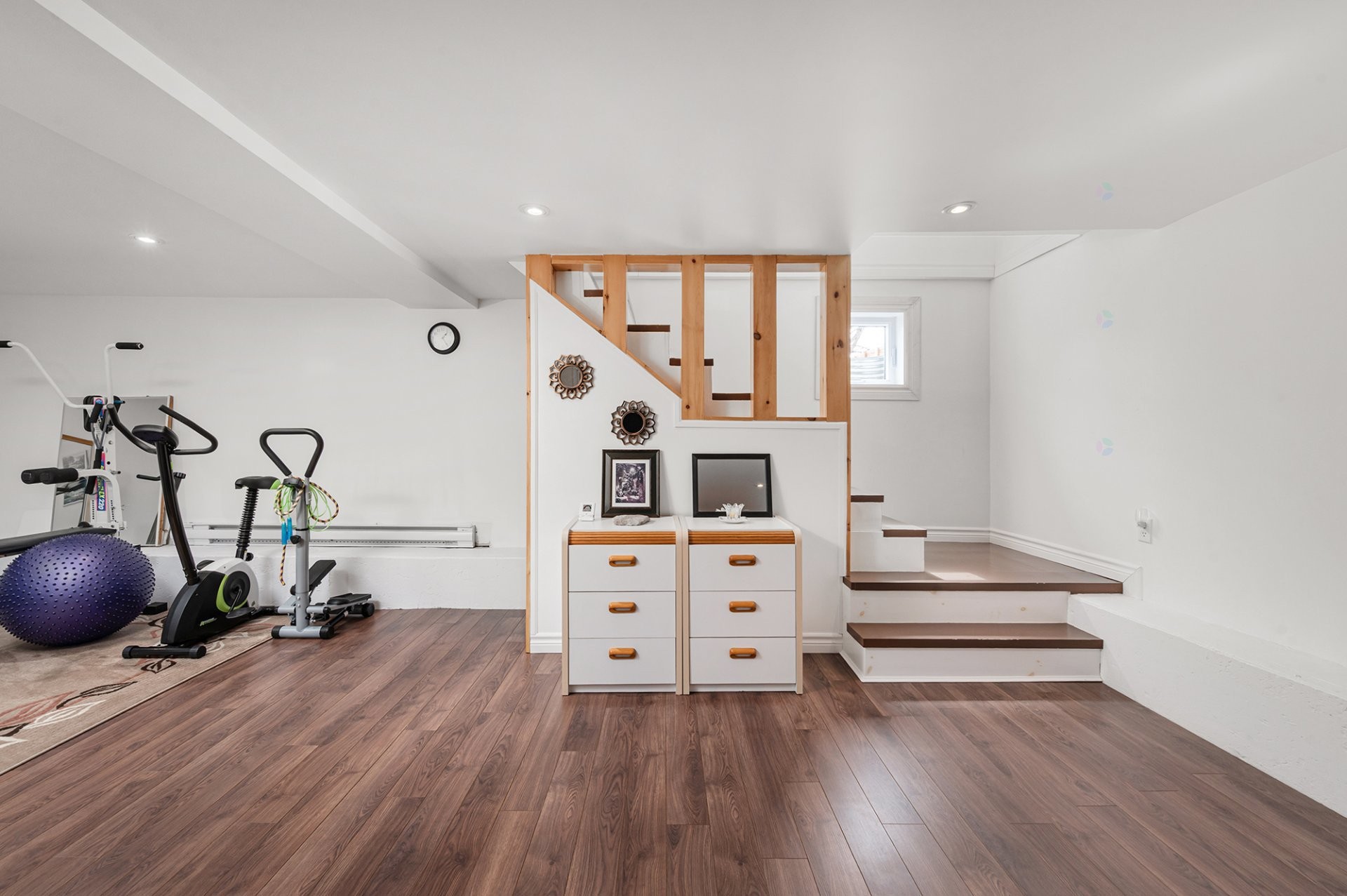 









312


Rue Lachapelle

,
Saint-François-du-Lac,




QC
J0G1M0

