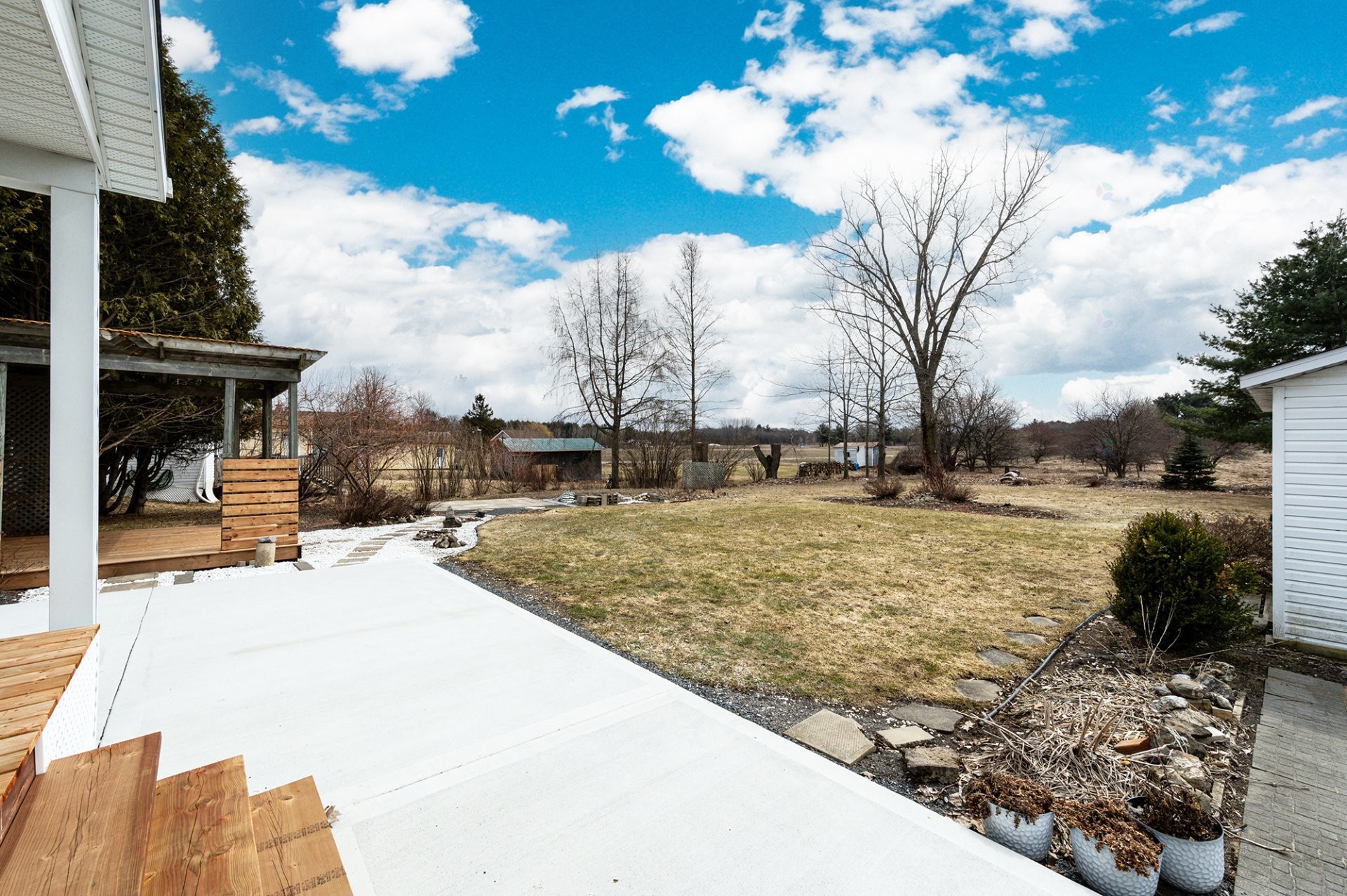 









312


Rue Lachapelle

,
Saint-François-du-Lac,




QC
J0G1M0

