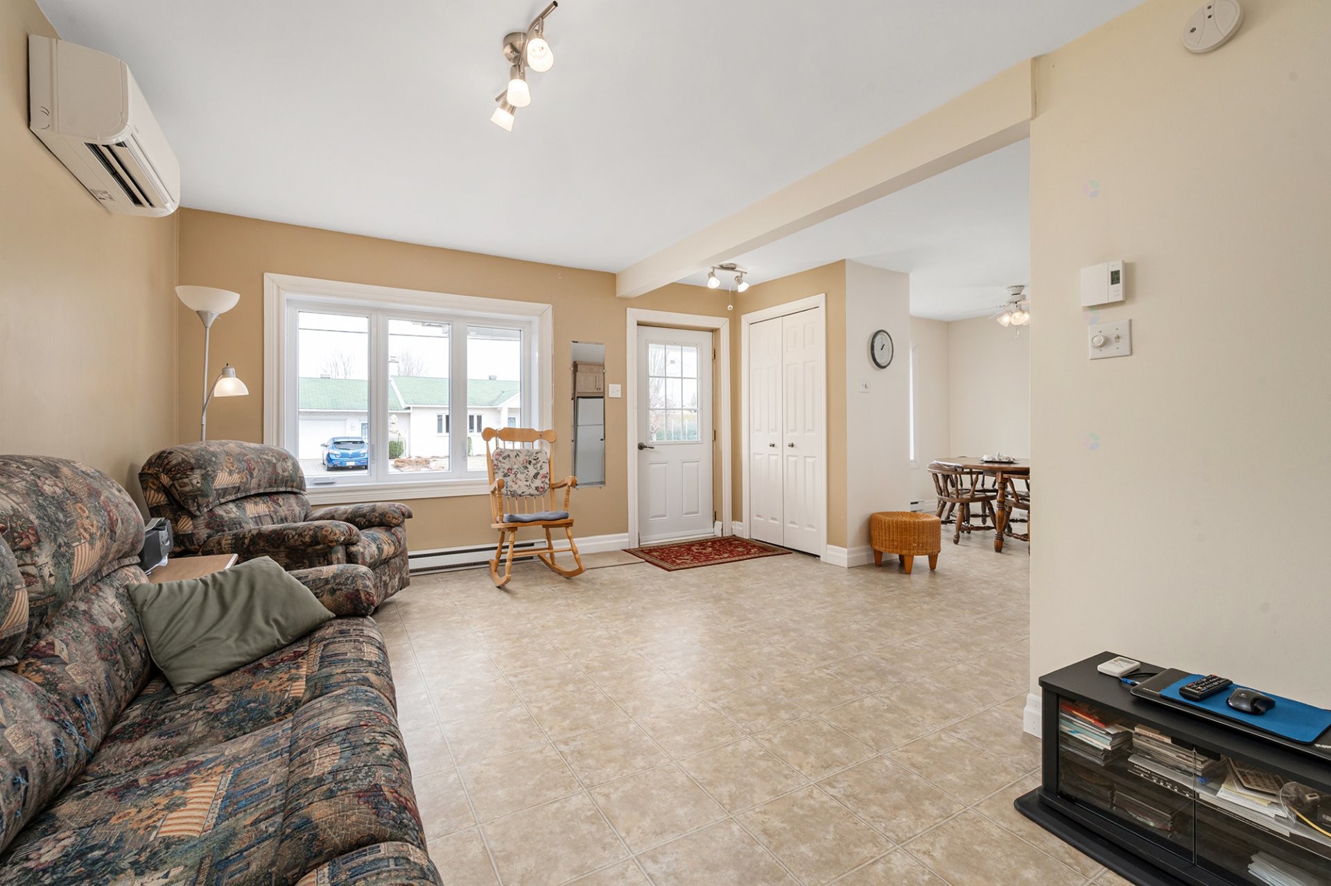 









312


Rue Lachapelle

,
Saint-François-du-Lac,




QC
J0G1M0

