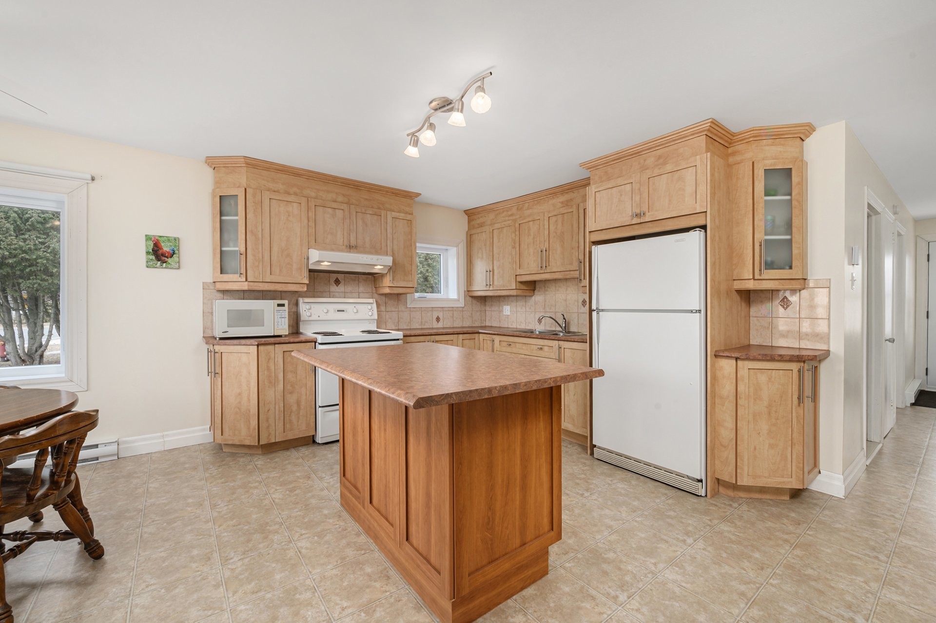 









312


Rue Lachapelle

,
Saint-François-du-Lac,




QC
J0G1M0

