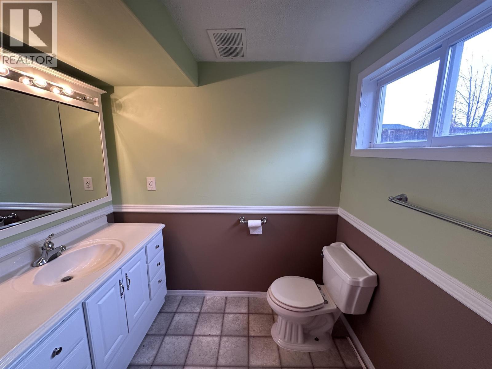 












3916 COTTONWOOD ROAD

,
Fort Nelson,




British Columbia
V0C1R0

