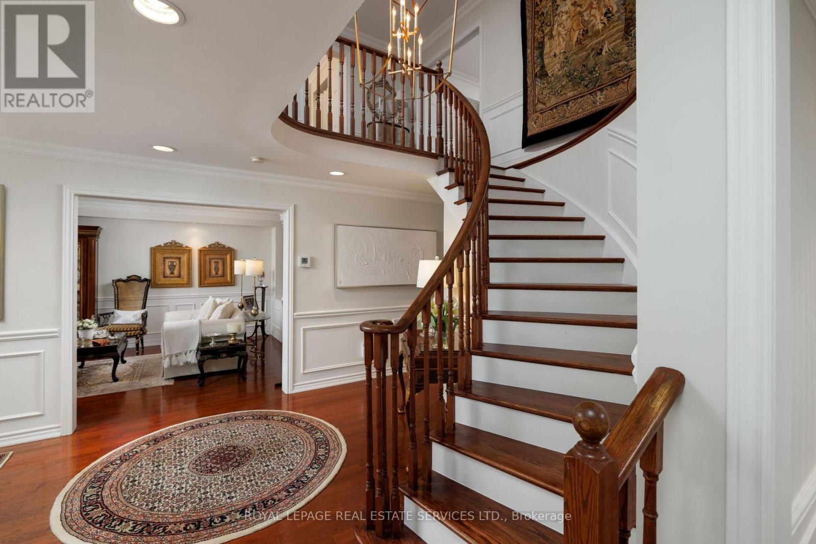 












2030 BANBURY CRESCENT

,
Oakville,




Ontario
L6H5P9

