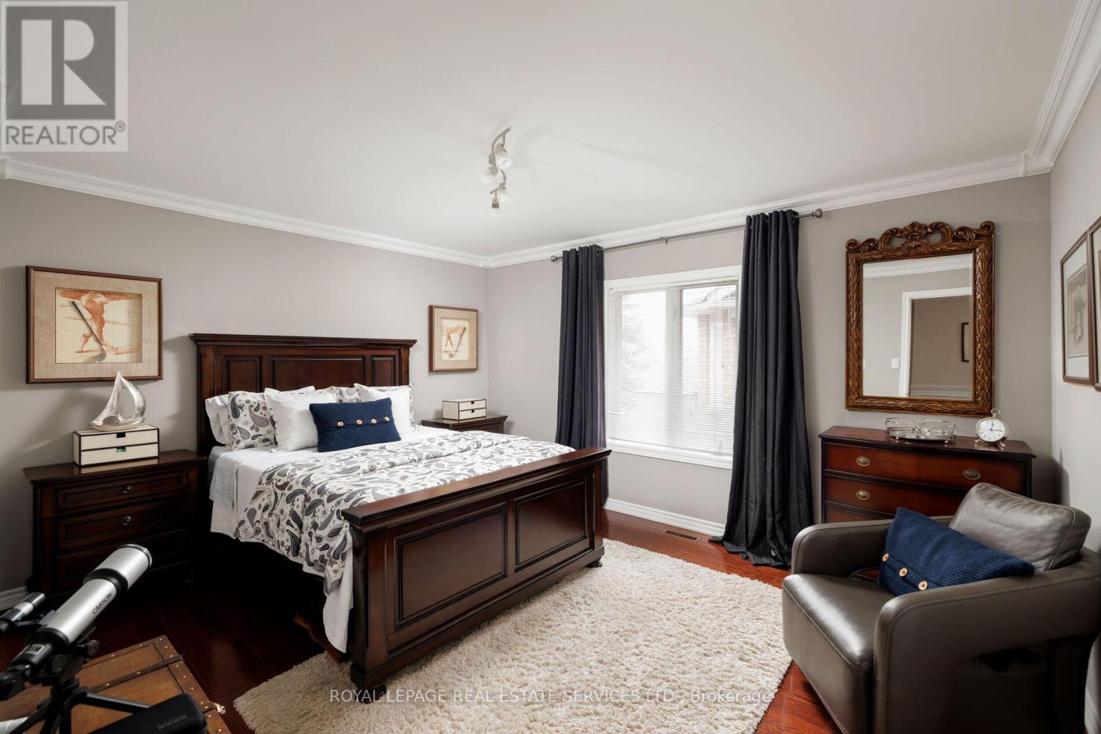 












2030 BANBURY CRESCENT

,
Oakville,




Ontario
L6H5P9

